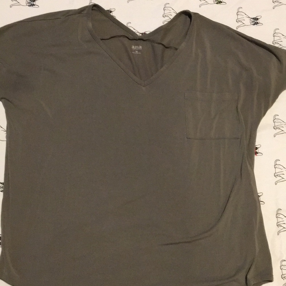 Oversized V-neck